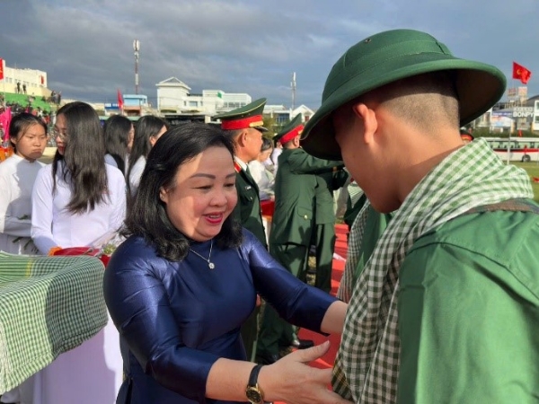 Hình ảnh cho bài viết Phú Yên: Hoàn thành việc tổ chức giao, nhận quân năm 2025, đạt 100% chỉ tiêu